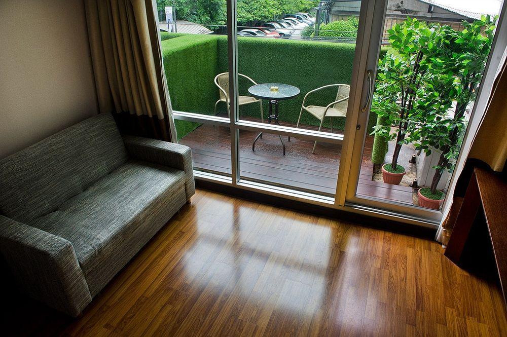 Vacio Suite Bangkok Exterior foto